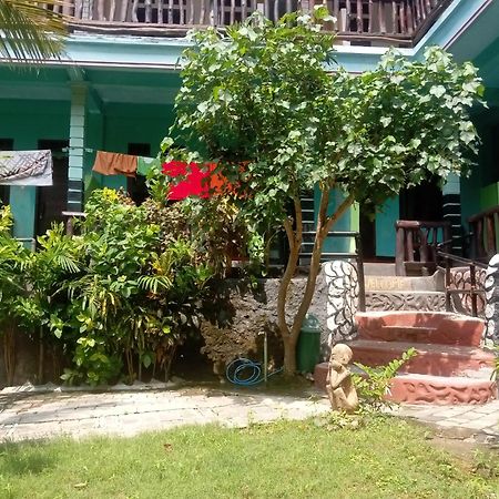 Breeze Hostel Kuta  Εξωτερικό φωτογραφία